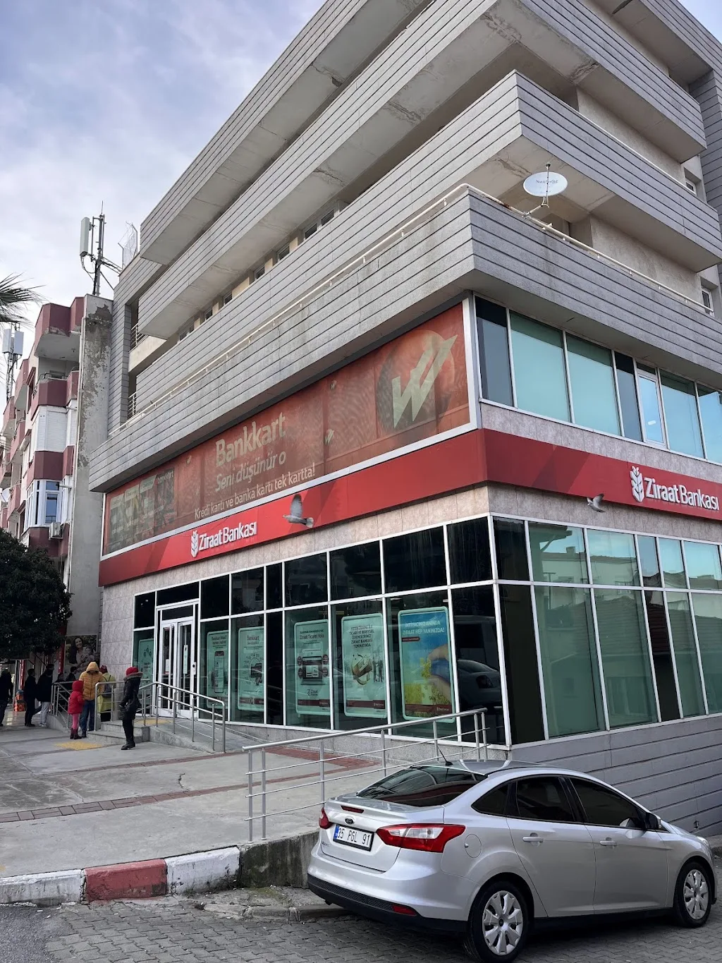 Ziraat Bankası-kemalpaşa Şubesi — Bankalar, Kemalpaşa · fotoğraf 1