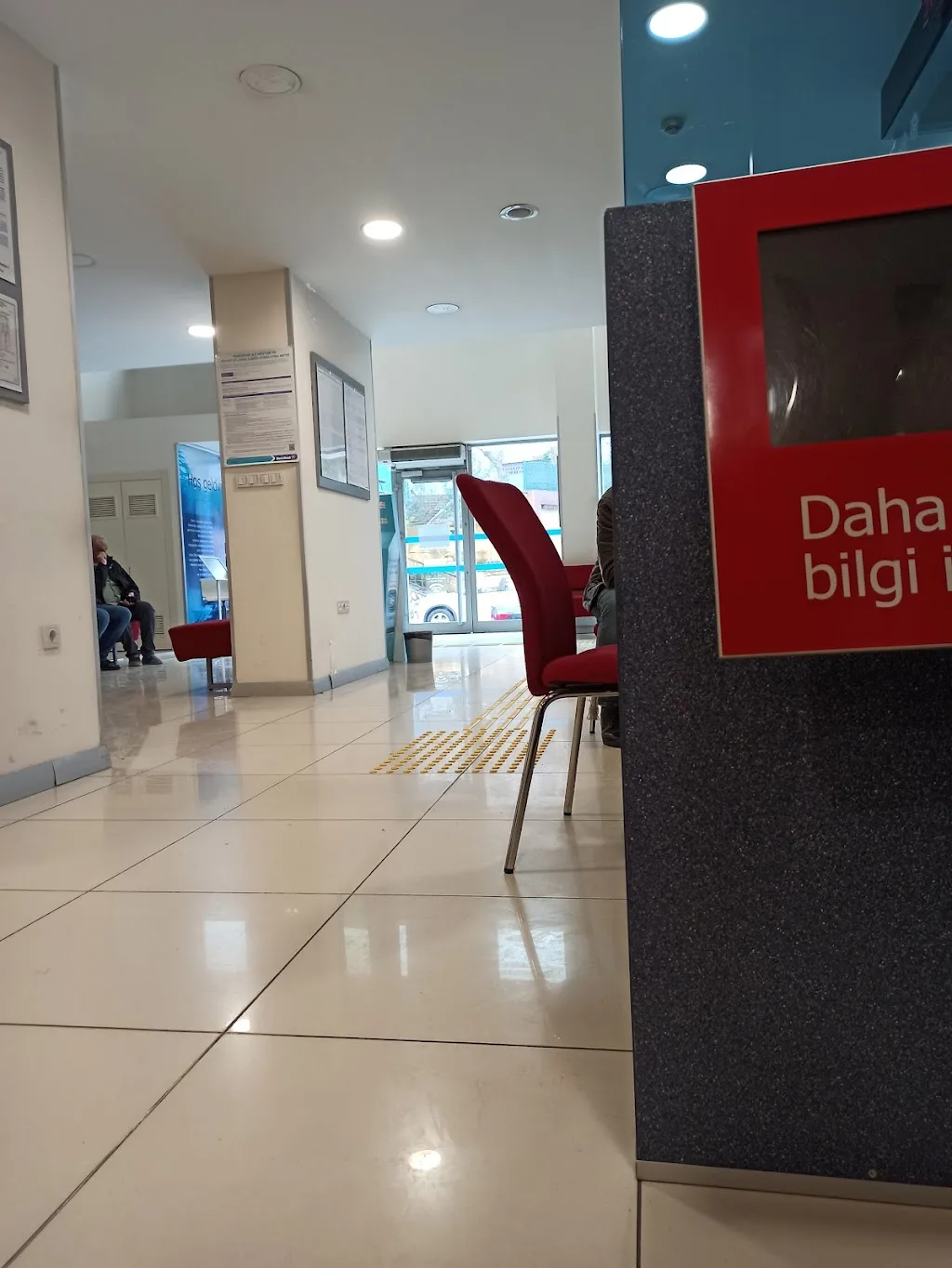 DenizBank Kemalpaşa Şubesi — Bankalar, Kemalpaşa · fotoğraf 1