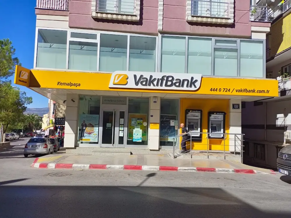 VakıfBank Kemalpaşa Şubesi — Bankalar, Kemalpaşa · fotoğraf 2