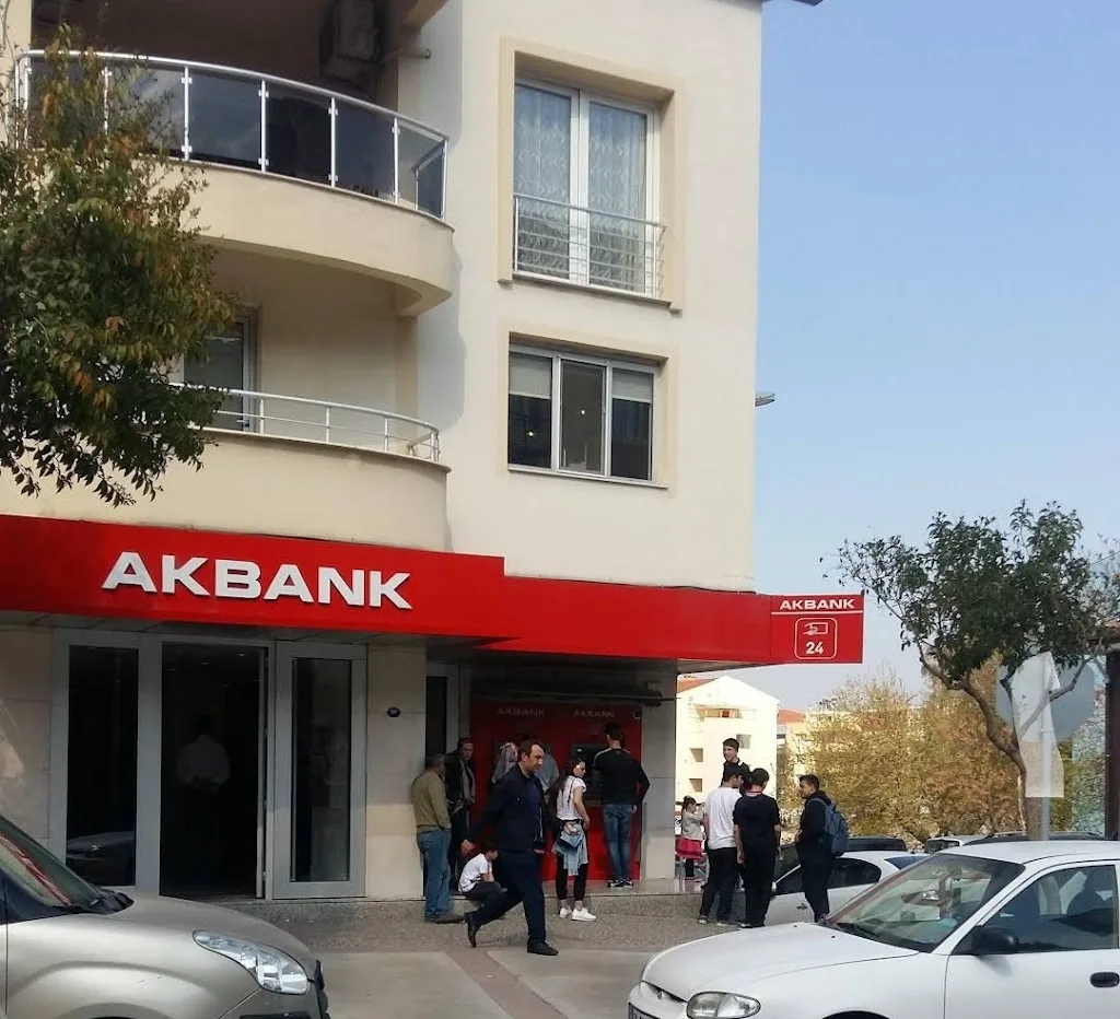 Akbank-kemalpaşa Şubesi — Bankalar, Kemalpaşa · fotoğraf 1