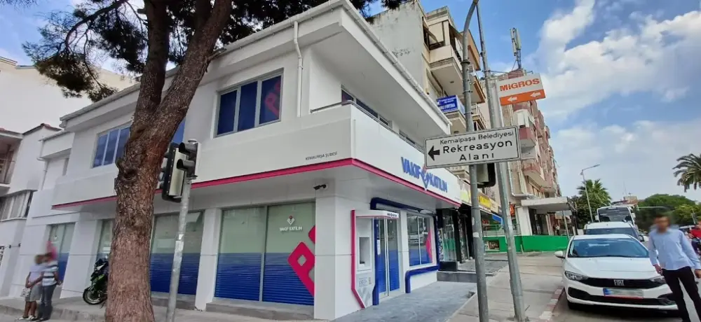 Vakıf Katılım Kemalpaşa Şubesi — Bankalar, Kemalpaşa · fotoğraf 4