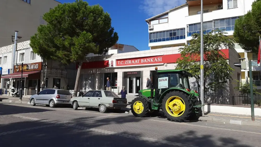 Ziraat Bankası Kınık/İzmir Şubesi — Bankalar, Kınık · fotoğraf 2