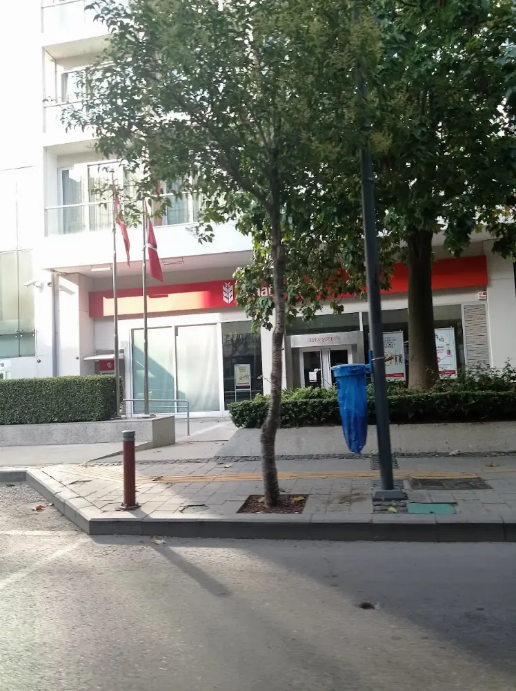 Ziraat Bankası Konak/İzmir Şubesi — Bankalar, Konak · fotoğraf 2