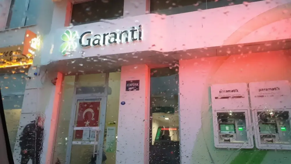 Garanti BBVA Menderes Şubesi — Bankalar, Menderes · fotoğraf 2