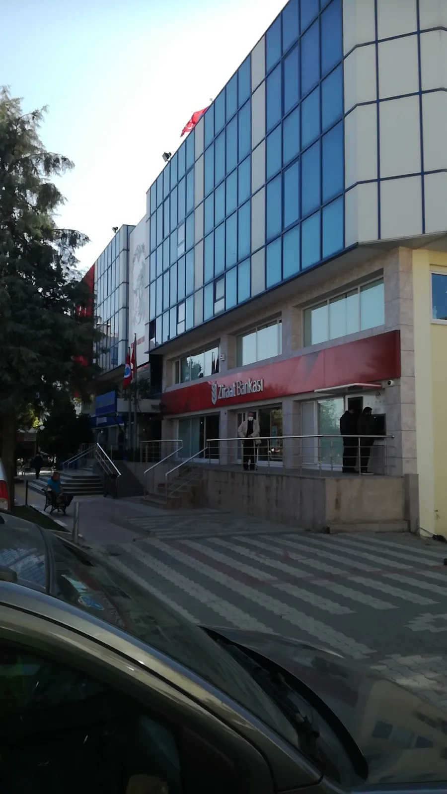Ziraat Bankası Menderes/İzmir Şubesi — Bankalar, Menderes · fotoğraf 1