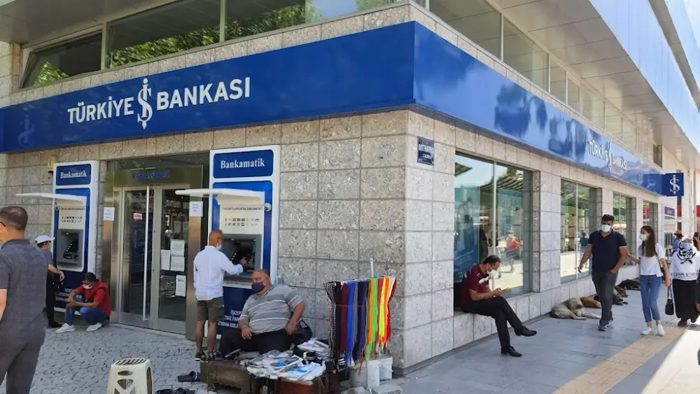 Türkiye İş Bankası Konak/İzmir Şubesi — Bankalar, Konak · fotoğraf 2