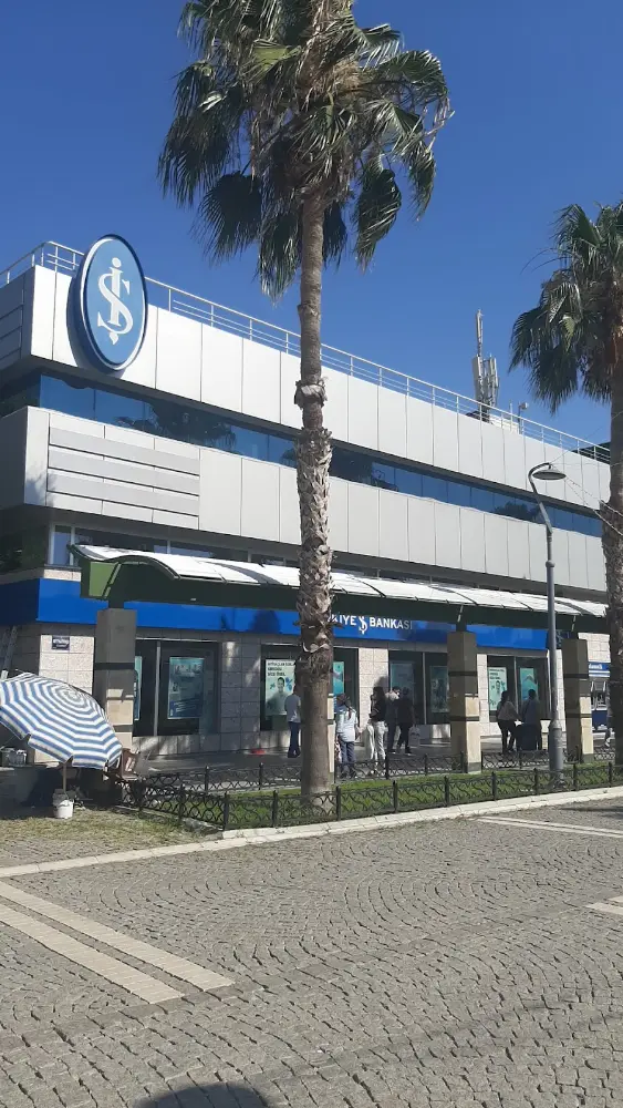 Türkiye İş Bankası Konak/İzmir Şubesi — Bankalar, Konak · fotoğraf 3