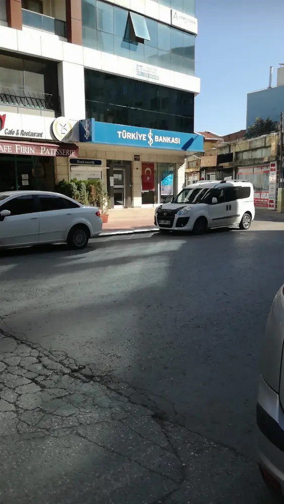 Türkiye İş Bankası Menderes/İzmir Şubesi — Bankalar, Menderes · fotoğraf 4