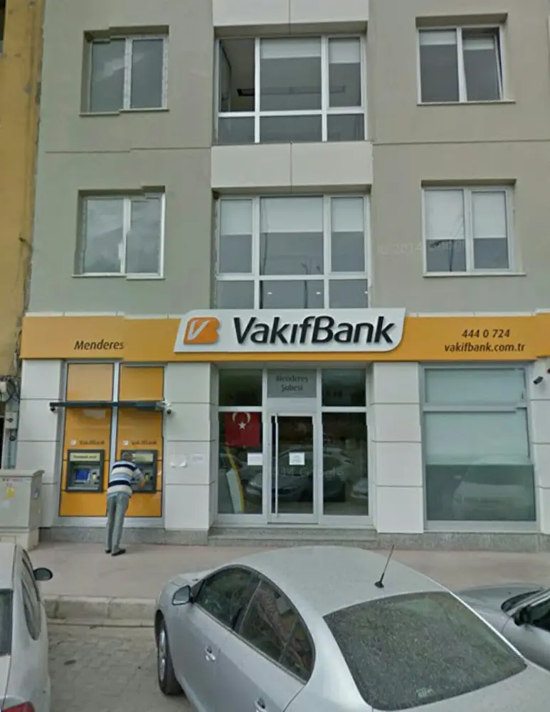 VakıfBank Menderes Şubesi — Bankalar, Menderes · fotoğraf 2