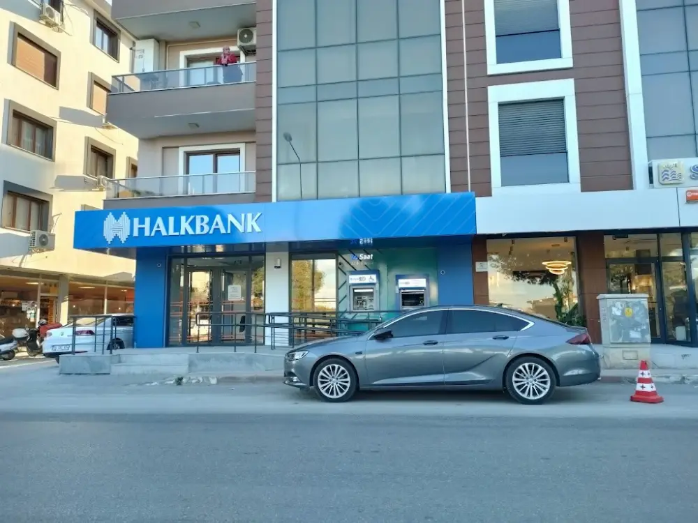 Halkbank Menderes Şubesi — Bankalar, Menderes · fotoğraf 3