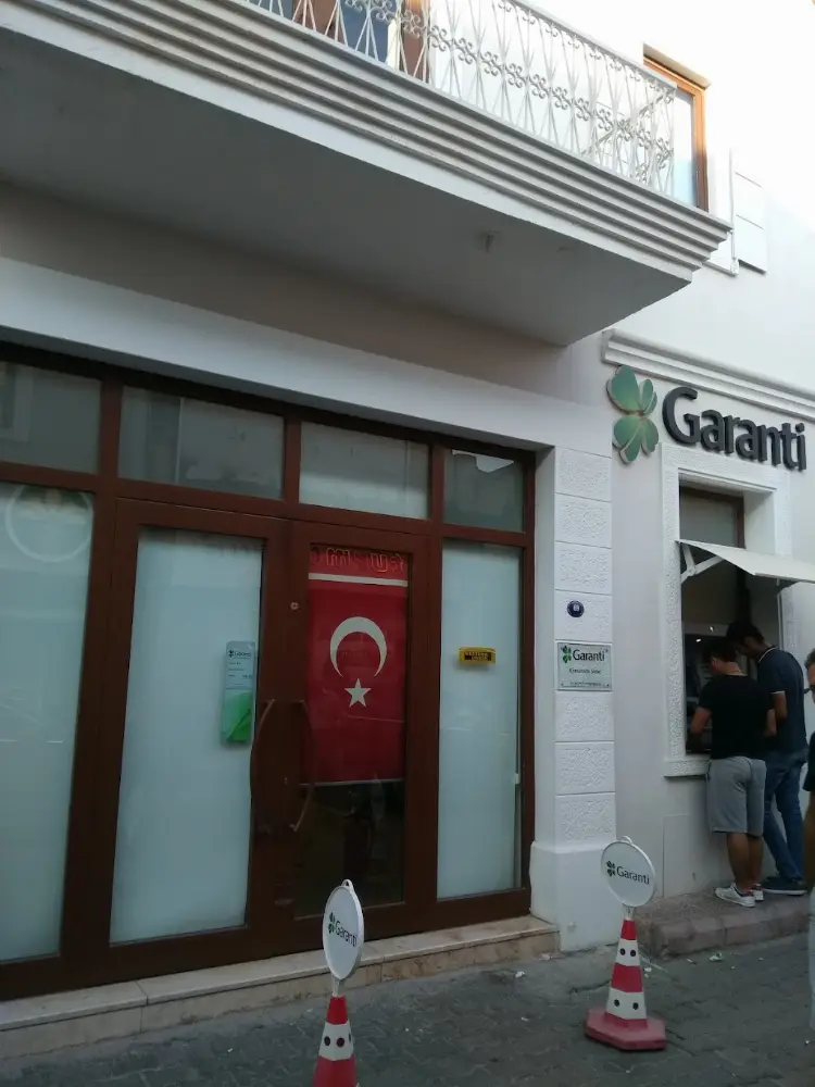 Garanti BBVA Kemeraltı Şubesi — Bankalar, Konak · fotoğraf 3