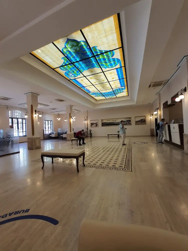 Vakıf Katılım Konak Şubesi — Bankalar, Konak · fotoğraf 2