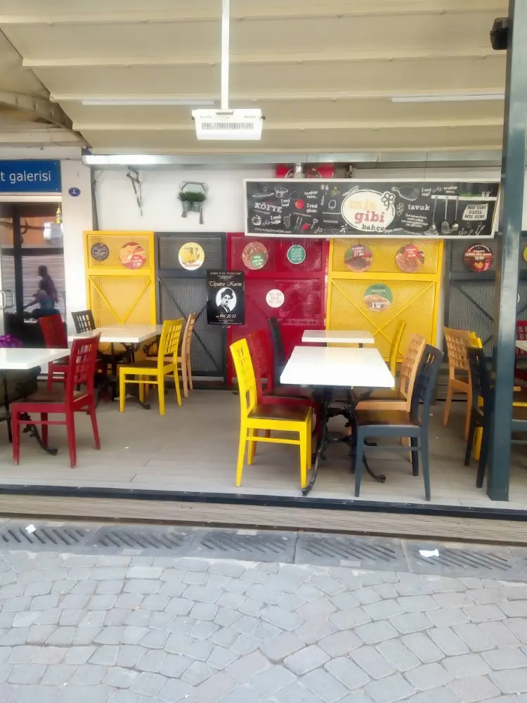 Türkiye İş Bankası Kemeraltı/İzmir Şubesi — Bankalar, Konak · fotoğraf 3