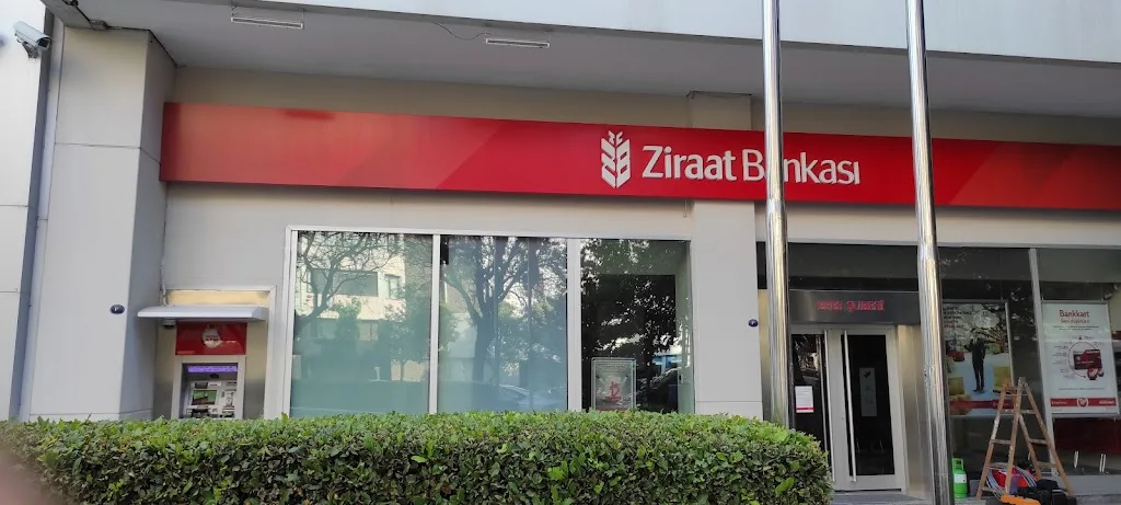 Ziraat Bankası Efes/İzmir Şubesi — Bankalar, Konak · fotoğraf 1