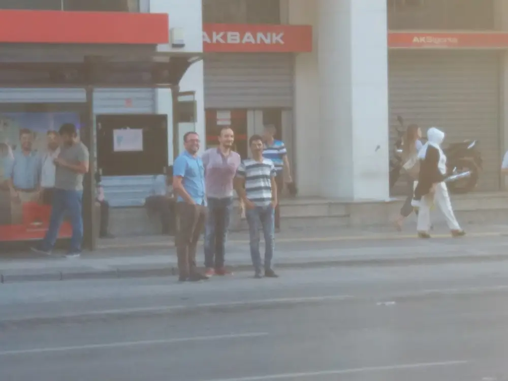 Akbank Basmane/İzmir Şubesi — Bankalar, Konak · fotoğraf 4