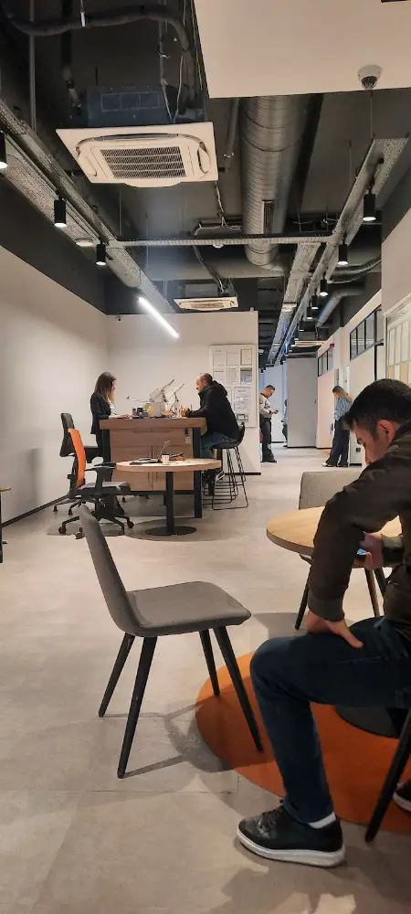 ING - İzmir Şubesi — Bankalar, Konak · fotoğraf 4