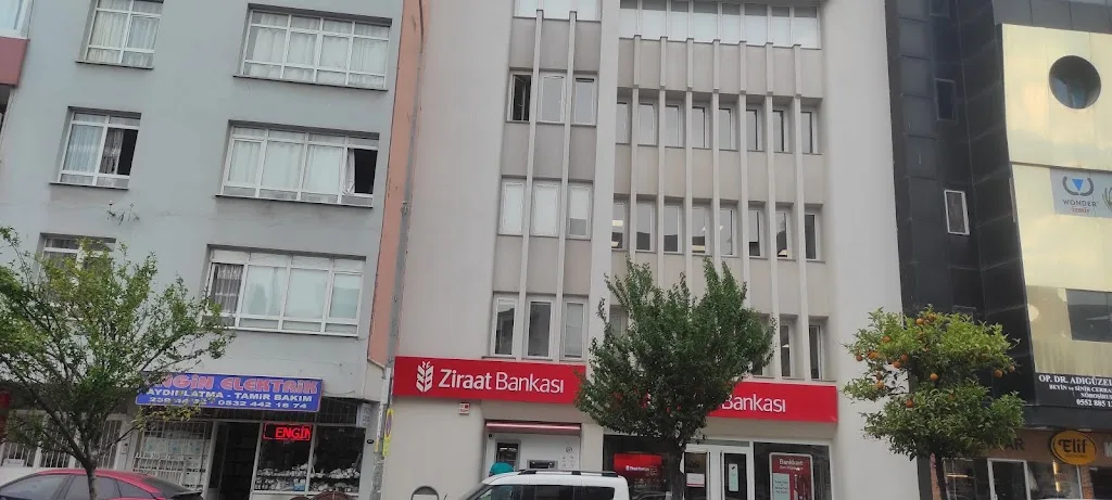 Ziraat Bankası Narlıdere/İzmir Şubesi — Bankalar, Narlıdere · fotoğraf 1