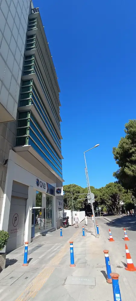 QNB Alsancak Şubesi — Bankalar, Konak · fotoğraf 4
