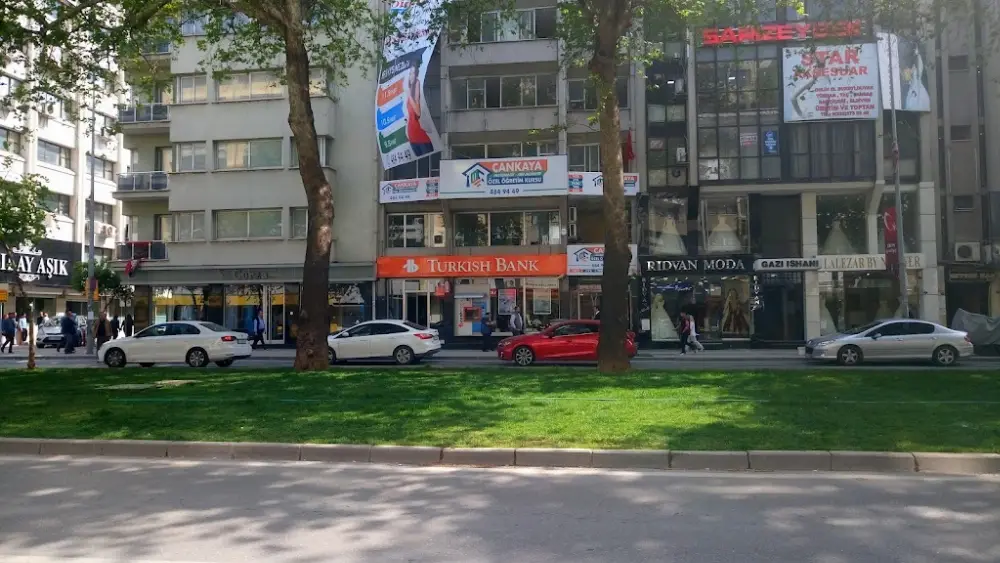 TurkishBank İzmir Şubesi — Bankalar, Konak · fotoğraf 2