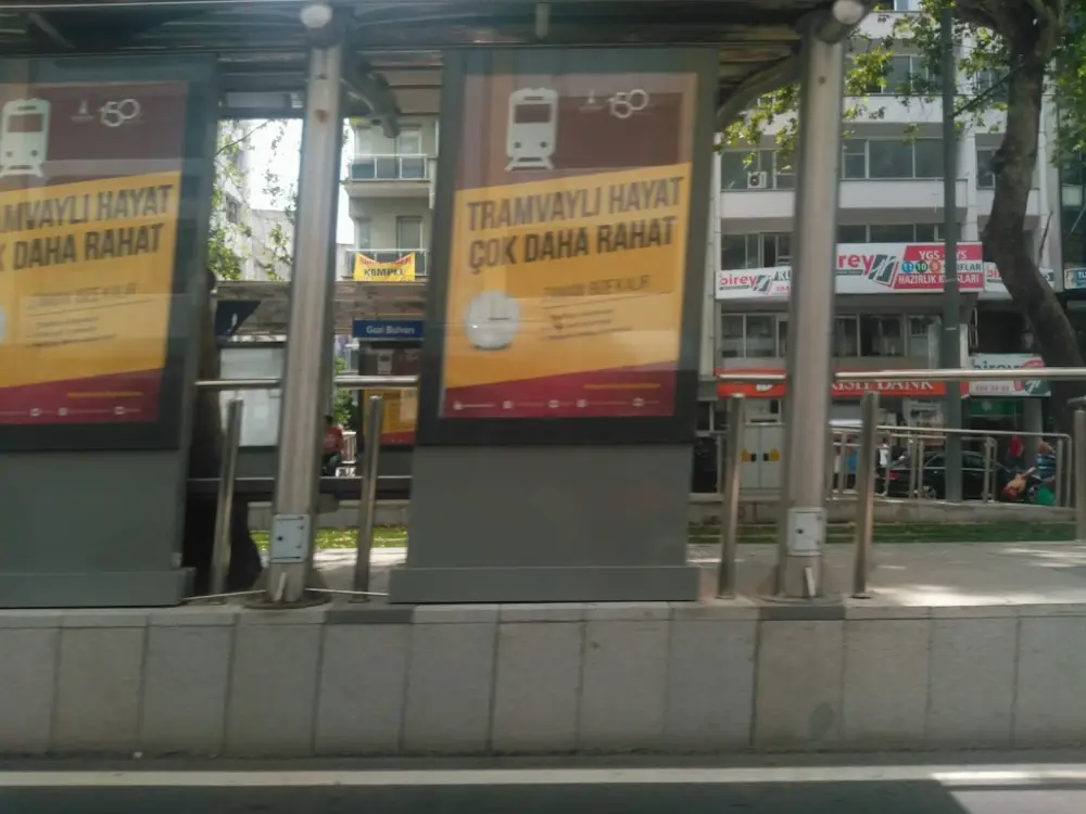 TurkishBank İzmir Şubesi — Bankalar, Konak · fotoğraf 3