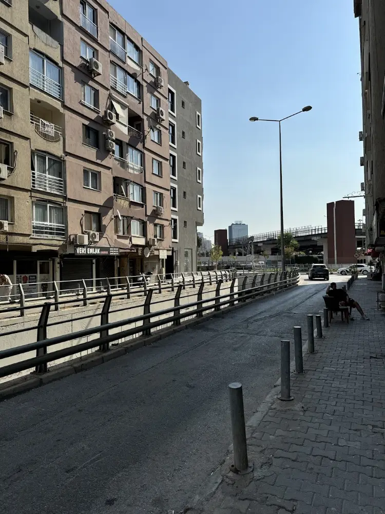 Ziraat Bankası Kahramanlar/İzmir Şubesi — Bankalar, Konak · fotoğraf 2