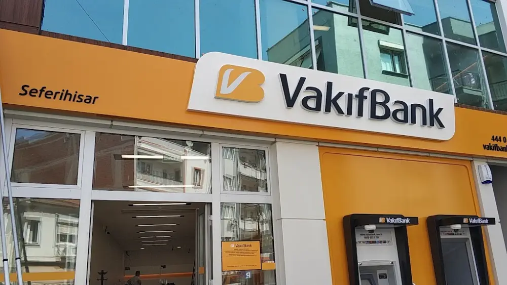 VakıfBank Seferihisar Şubesi — Bankalar, Seferihisar · fotoğraf 3