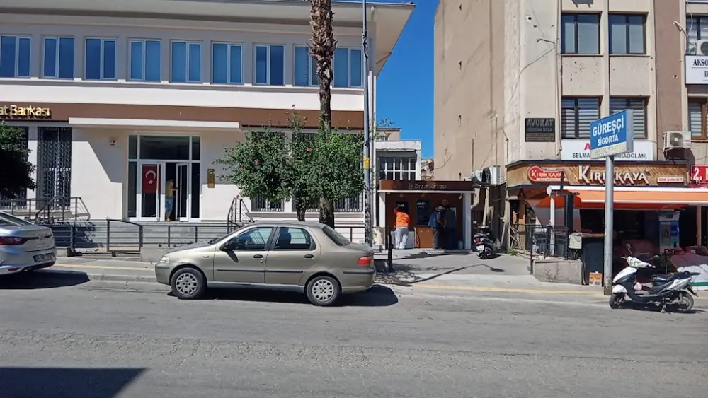 Ziraat Bankası Tire/İzmir Şubesi — Bankalar, Tire · fotoğraf 3