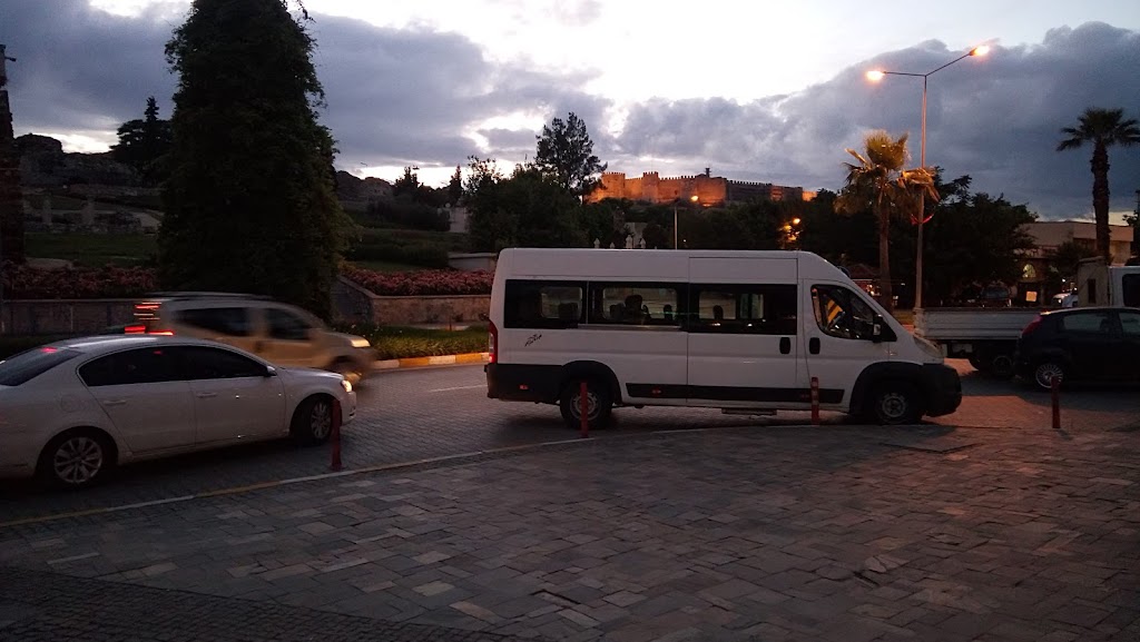 VakıfBank Selçuk Şubesi