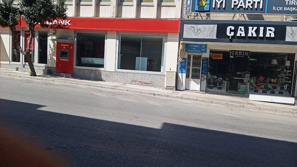 Akbank Tire/İzmir Şubesi — Bankalar, Tire · fotoğraf 1