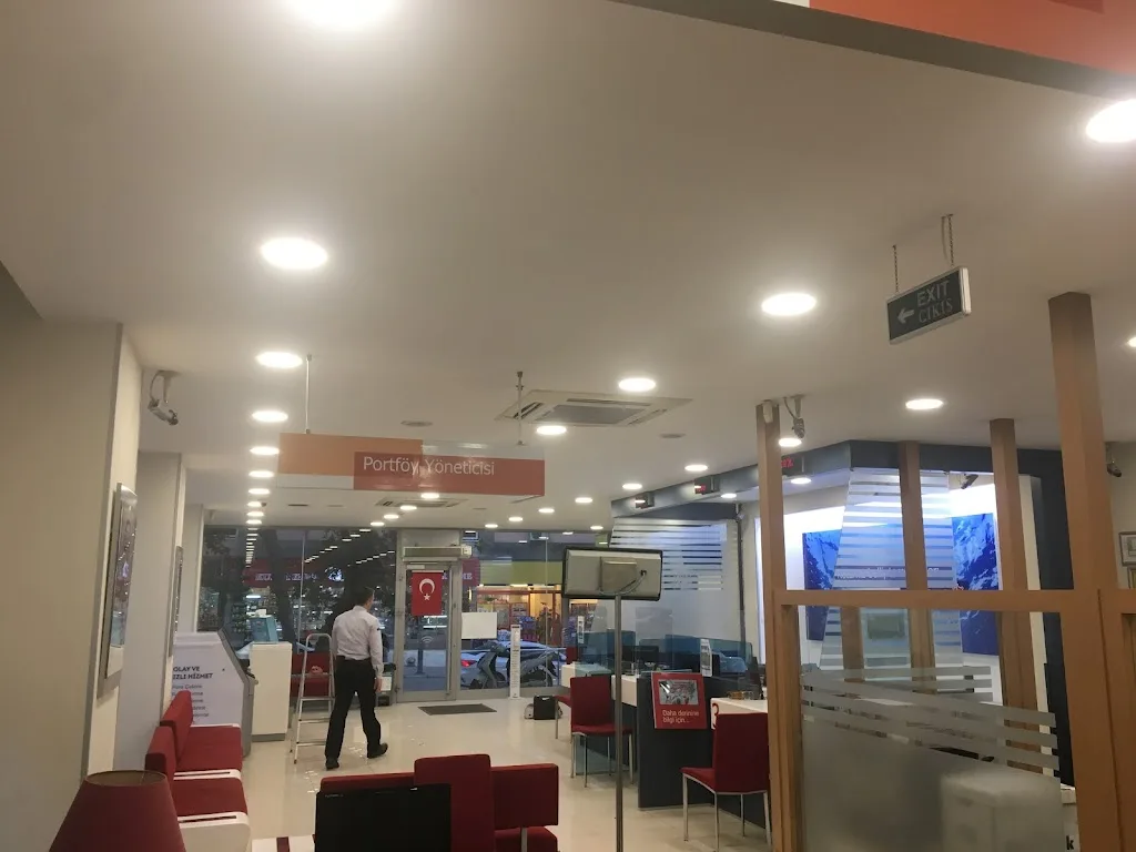 DenizBank Tire Şubesi — Bankalar, Tire · fotoğraf 1
