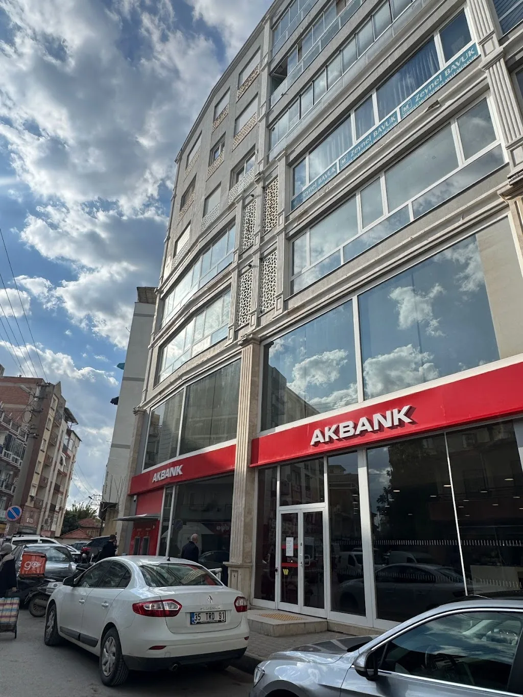 Akbank Torbalı Şubesi — Bankalar, Torbalı · fotoğraf 1