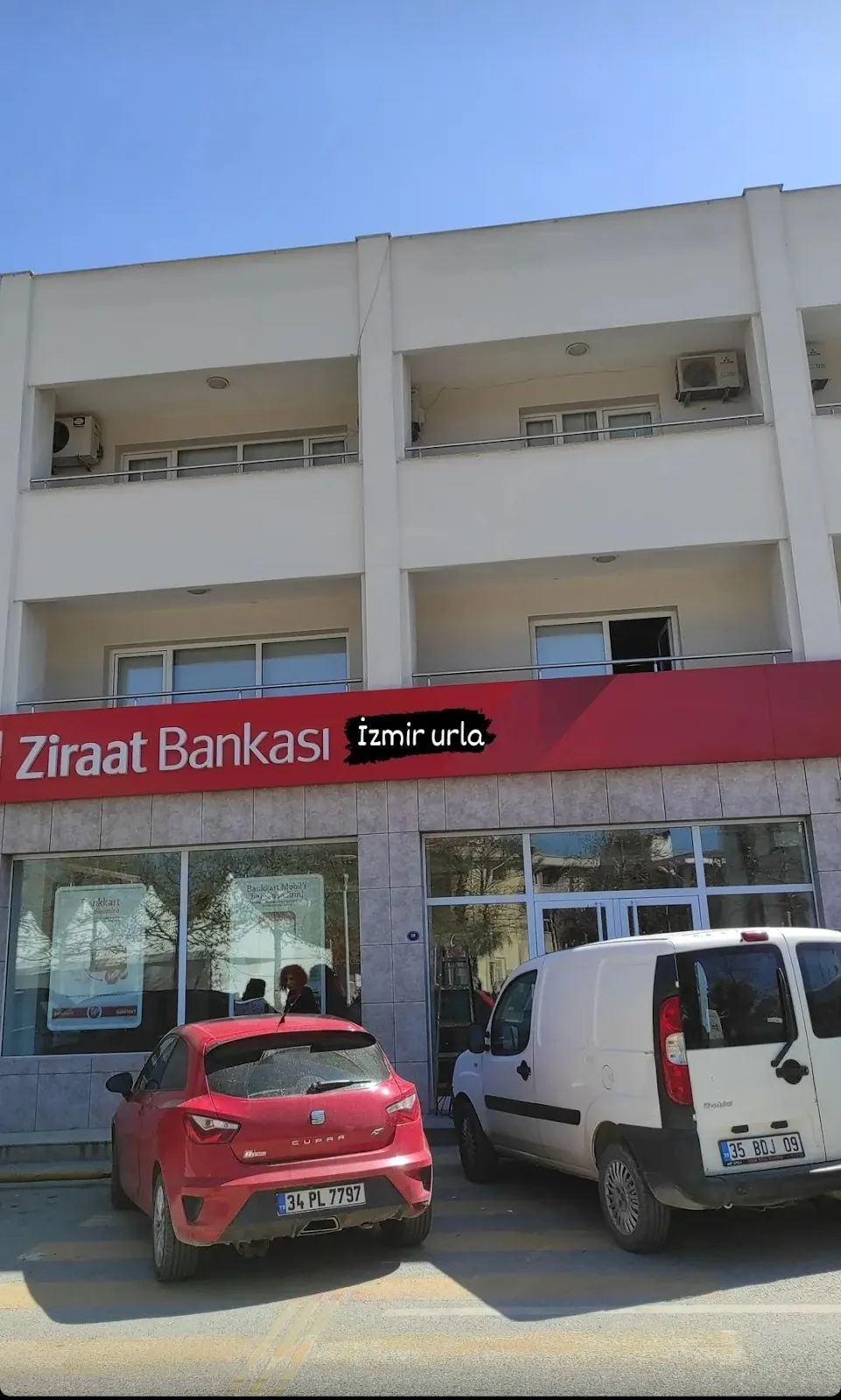 Ziraat Bankası Urla/İzmir Şubesi — Bankalar, Urla · fotoğraf 1