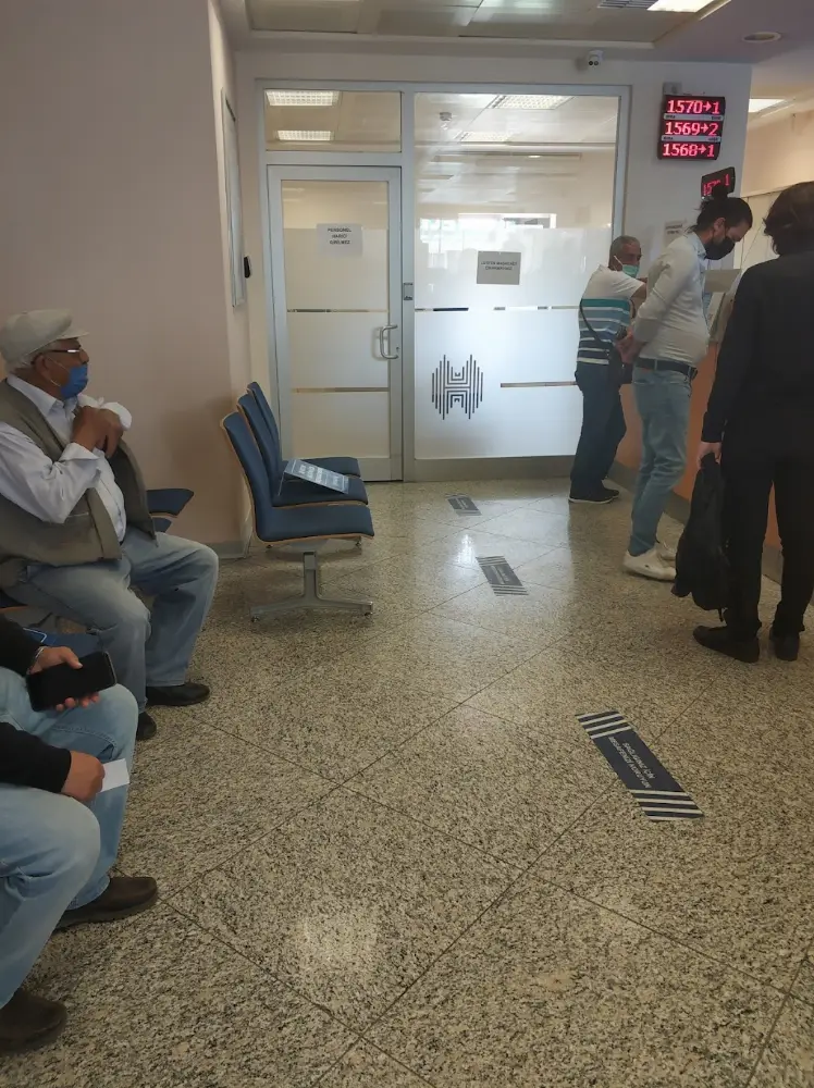 Halkbank Torbalı Şubesi — Bankalar, Torbalı · fotoğraf 2