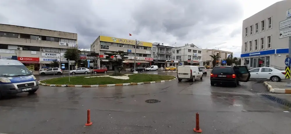 Halkbank Urla Şubesi — Bankalar, Urla · fotoğraf 3