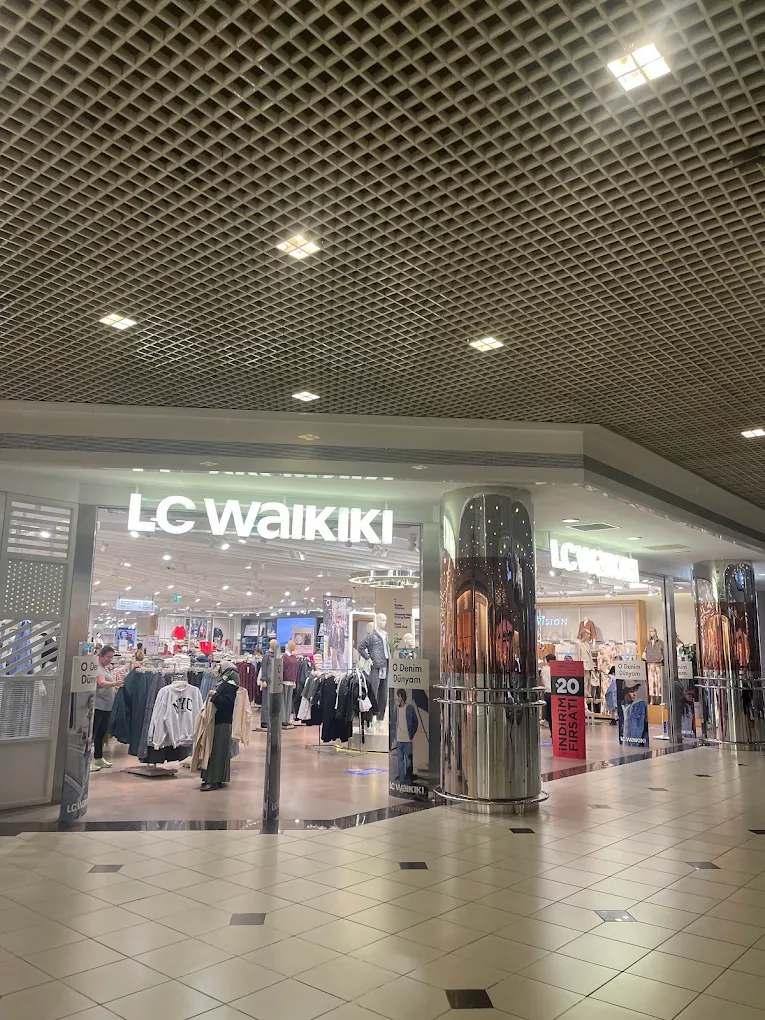 LC Waikiki Cevahir AVM Şişli