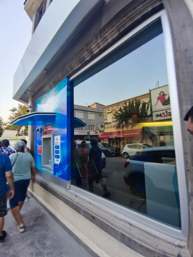DenizBank Urla Şubesi — Bankalar, Urla · fotoğraf 2