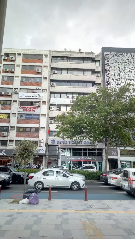 Bank Mellat — Bankalar, Adalar · fotoğraf 3