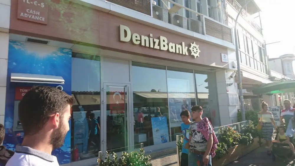 Denizbank — Bankalar, Adalar · fotoğraf 2