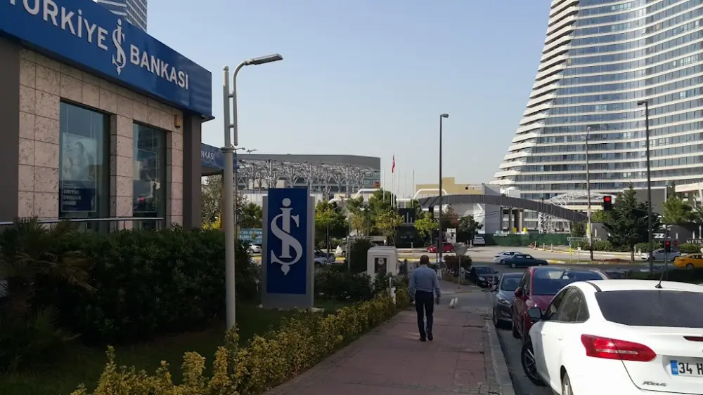 Türkiye İş Bankası Ataşehir/İstanbul Şubesi — Bankalar, Ataşehir · fotoğraf 3