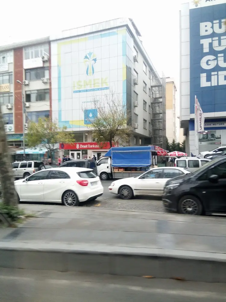 Ziraat Bankası Küçükbakkalköy/İstanbul Şubesi — Bankalar, Ataşehir · fotoğraf 4