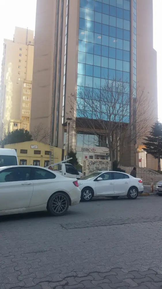 HSBC — Bankalar, Ataşehir · fotoğraf 3