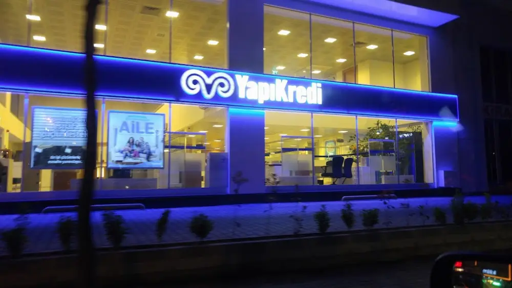 Yapı Kredi - Avcılar Şubesi — Bankalar, Avcılar · fotoğraf 4