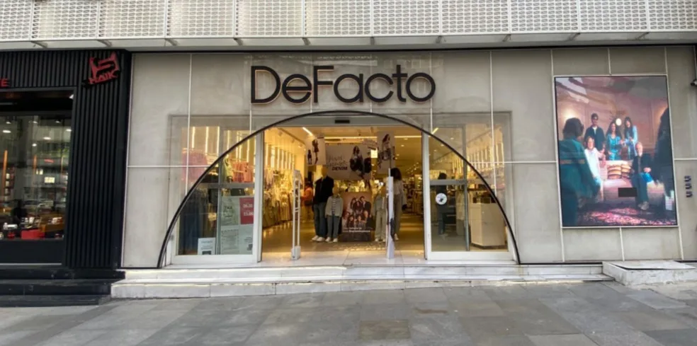 DeFacto Halaskargazi Şişli — Erkek Giyim, Şişli · fotoğraf 3