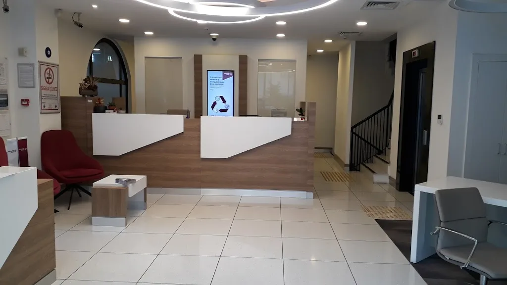 Alternatif Bank Ataşehir Şubesi — Bankalar, Ataşehir · fotoğraf 1