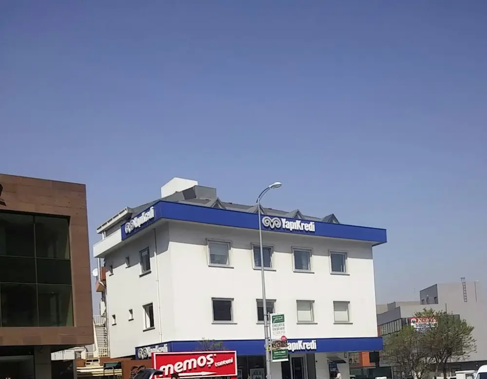 Yapı Kredi Bankası - Ataşehir Barbaros Mahallesi Şubesi — Bankalar, Ataşehir · fotoğraf 3