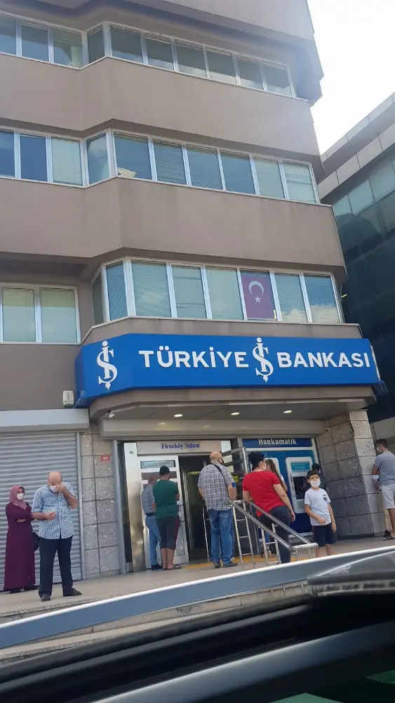 Türkiye İş Bankası Firuzköy/İstanbul Şubesi — Bankalar, Avcılar · fotoğraf 2