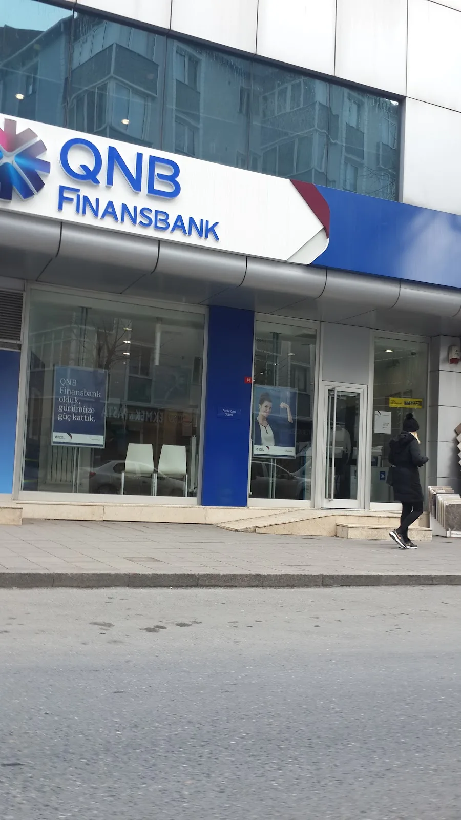 QNB Avcılar Çarşı Şubesi — Bankalar, Avcılar · fotoğraf 1