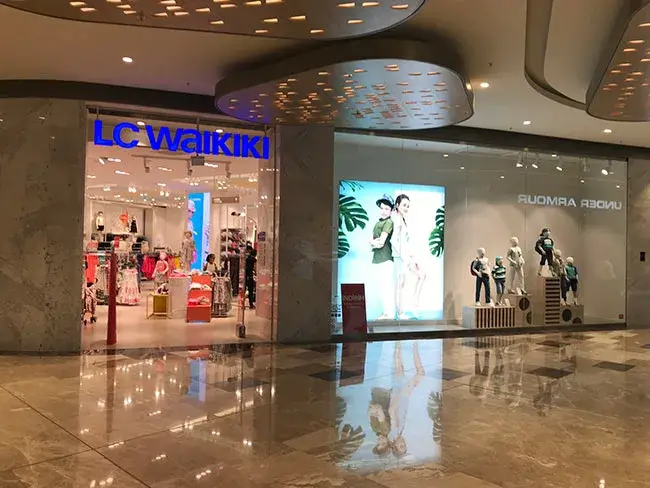 LC WAIKIKI Vadistanbul AVM Sarıyer — Erkek Giyim, Sarıyer · fotoğraf 2