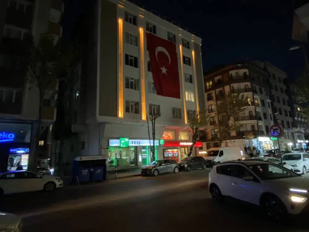 TEB Avcılar Çarşı Şubesi — Bankalar, Avcılar · fotoğraf 2
