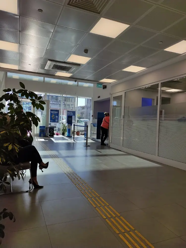 Halkbank Avcılar E-5 Şubesi — Bankalar, Avcılar · fotoğraf 3